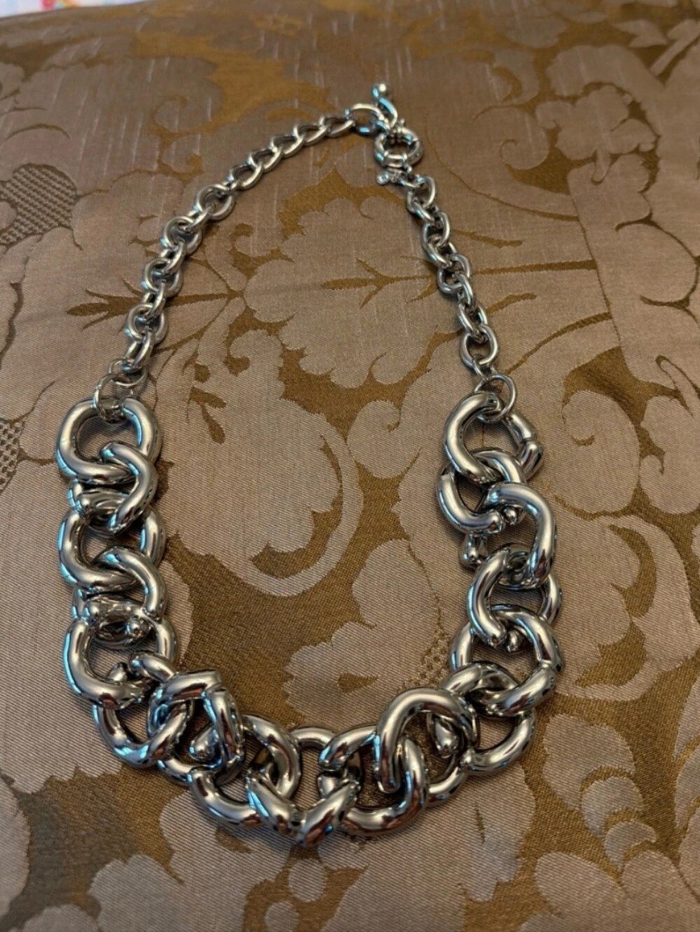 Elegant Silver-Tone Chunky Chain Necklace - Women's Jewelry